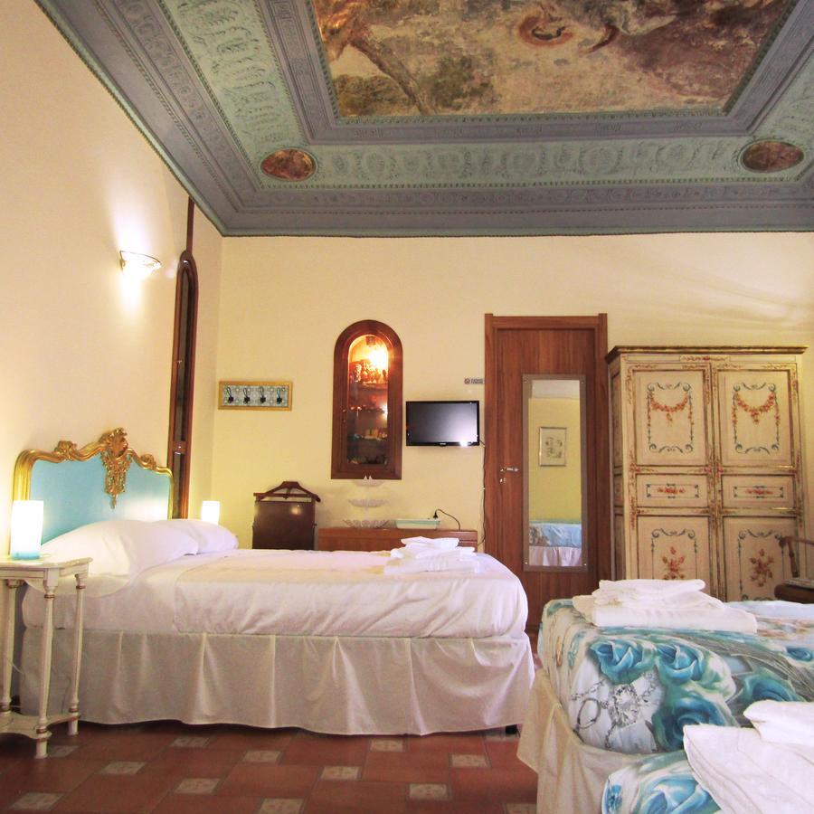 Vittorio Emanuele Rooms Di Prinzi Palerme Extérieur photo
